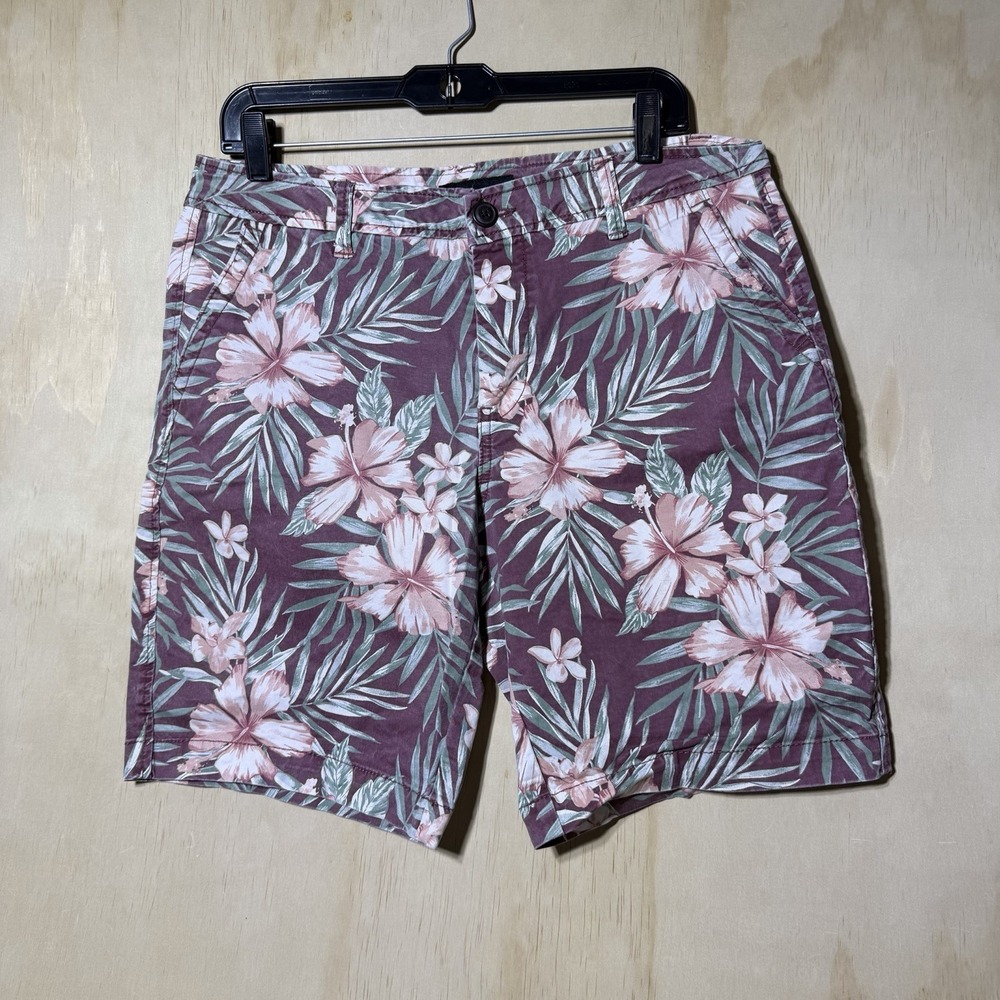 Aeropostale Men's 33 Tropical Floral Chino Shorts Hawaiian Hibiscus Burgundy